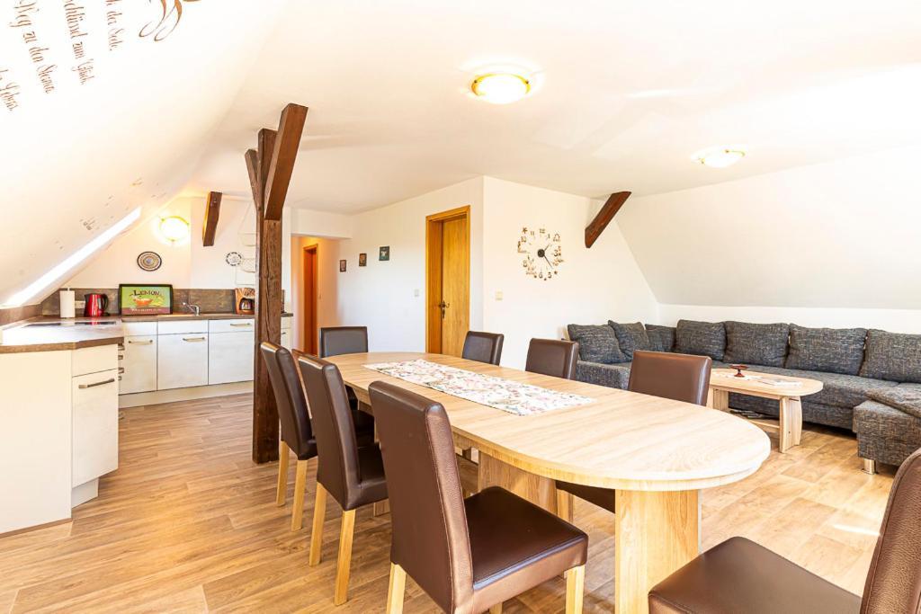 Ferienwohnung Am Walnussbaum Parchtitz Eksteriør billede